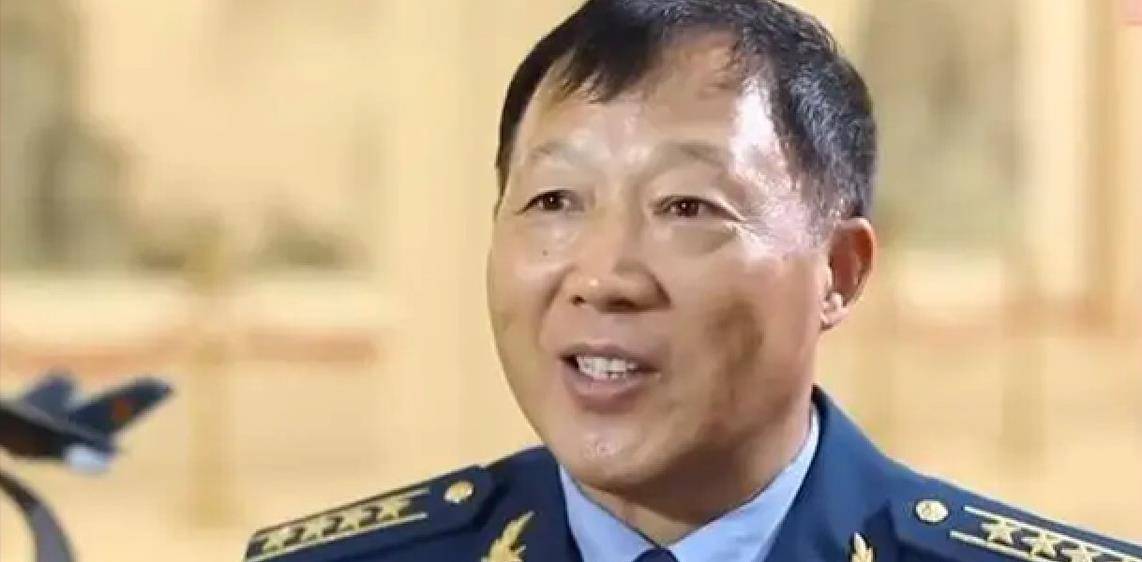 08年汶川地震,15名空降兵从4999米高空舍命盲跳,如今都怎样了?