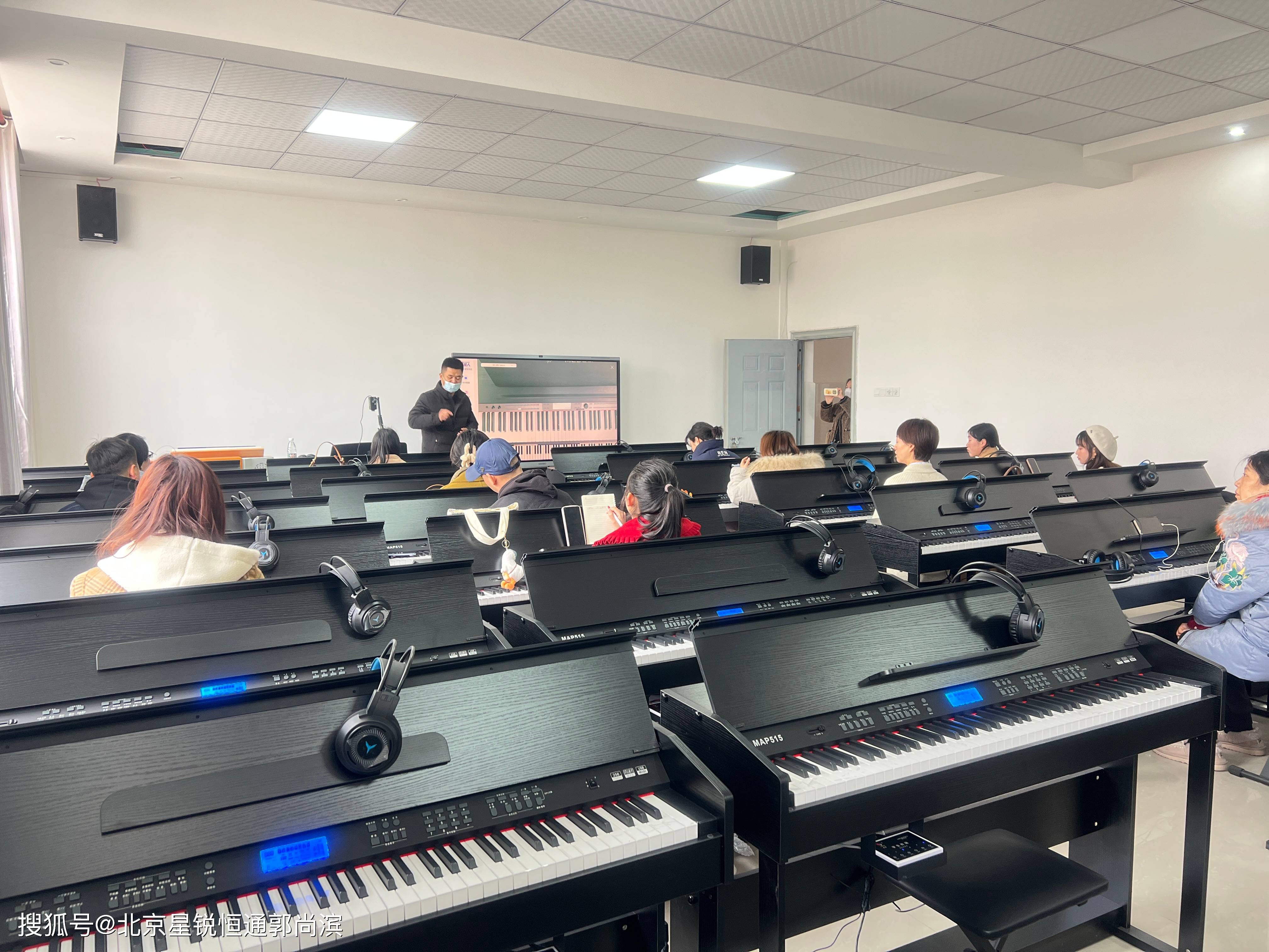 音乐教室打破时空限制,智能化教学的别样场景━数字化音乐教室与电