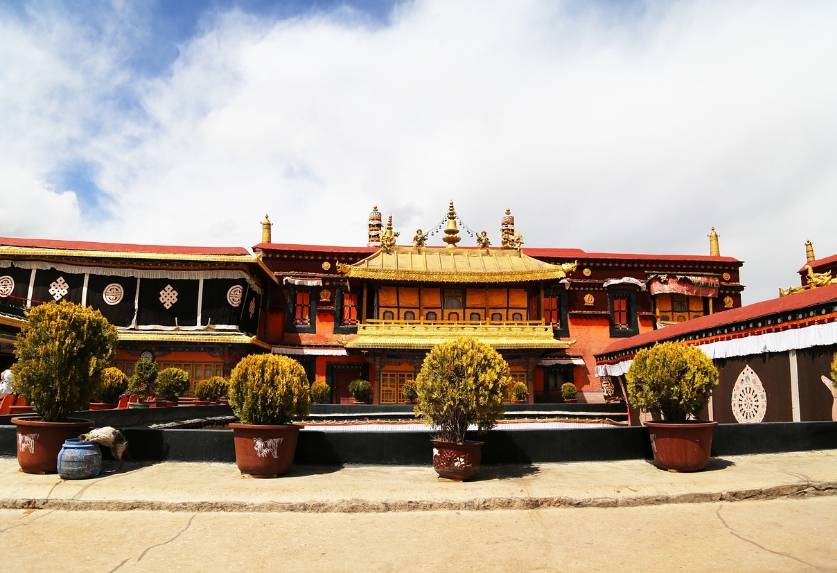 探索西藏:终极旅游攻略包含3日详尽行程,高端私人导游陪同_拉萨市