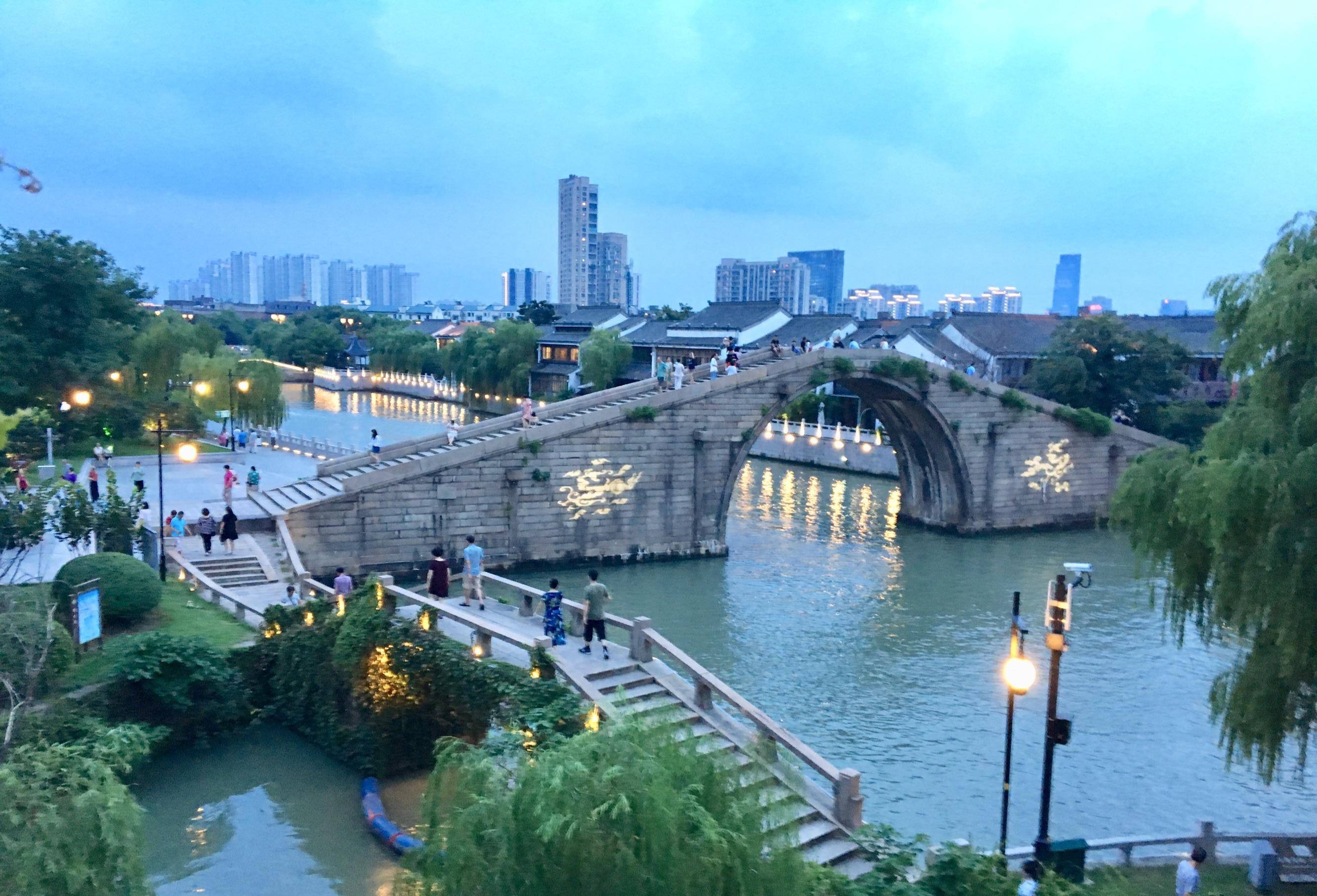 陈嘉煊 - 人虽赋闲精神不倒:怀念挚友,"新闻大咖"陆嘉生之五