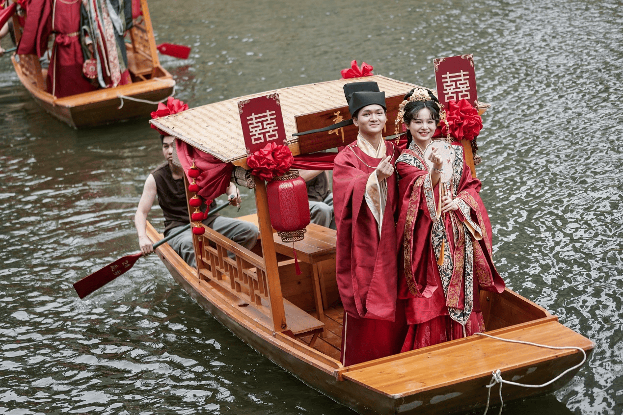 宋代古风市集,体验扎染,提线木偶,儿童脸谱彩绘,宫灯,汉服服饰等传统