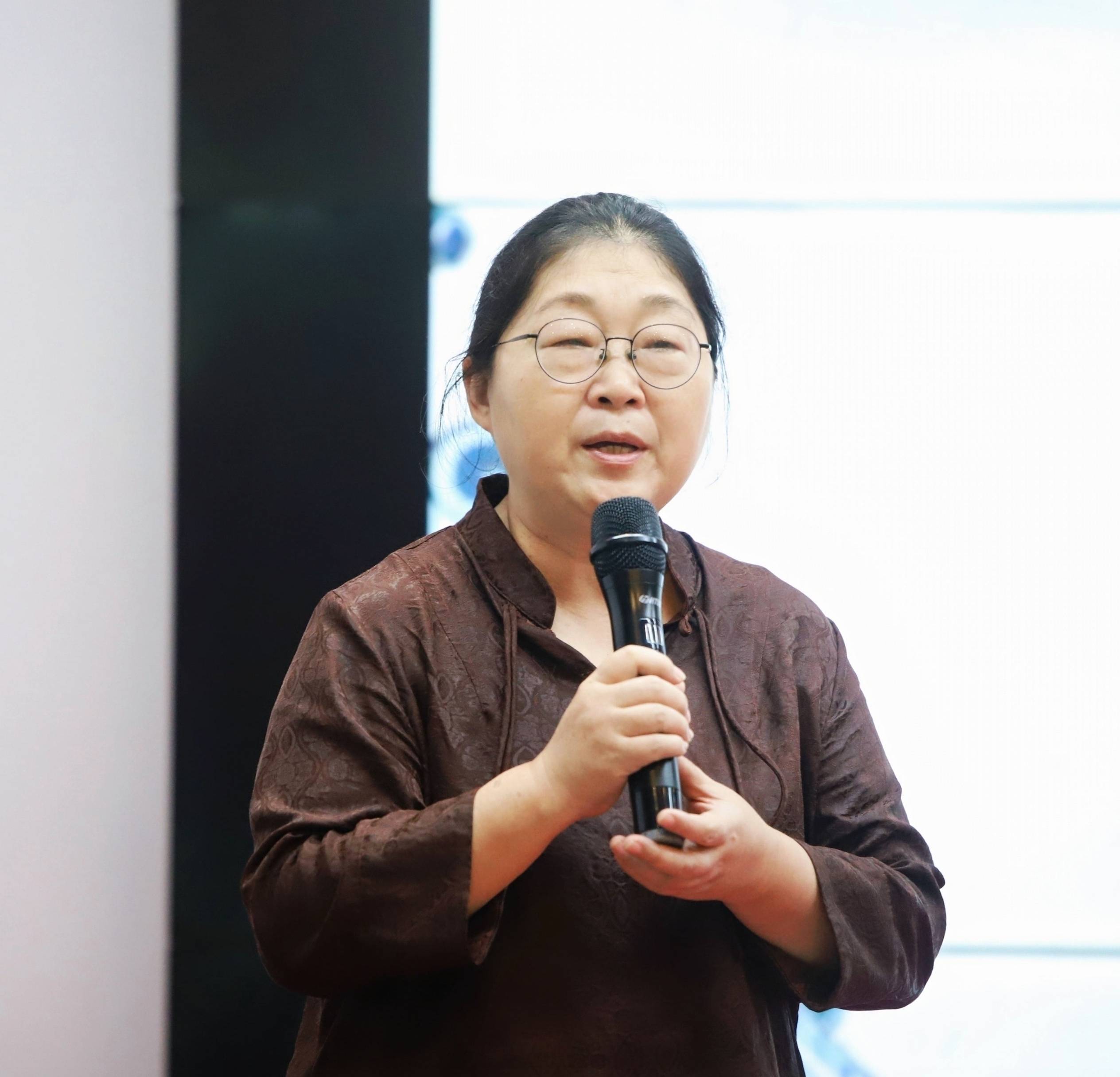 琼州文化大讲堂第45场省史志馆举行丨学者李勃讲授海南岛历代"户籍史"