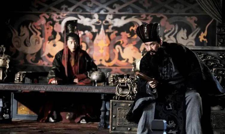 汉朝作为第一个延续了四百余年的封建王朝,在民众心中还是具有号召力