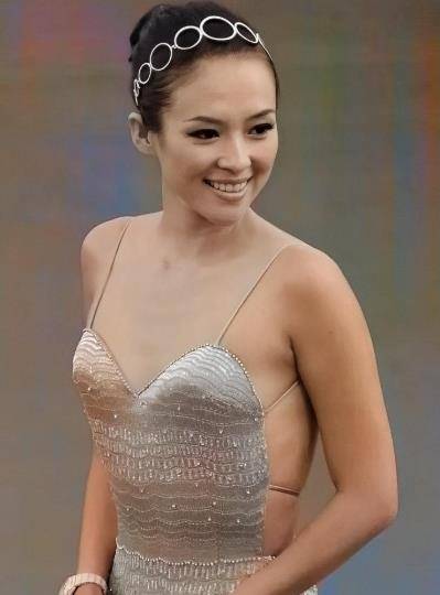 章子怡,真正的人间极品尤物!