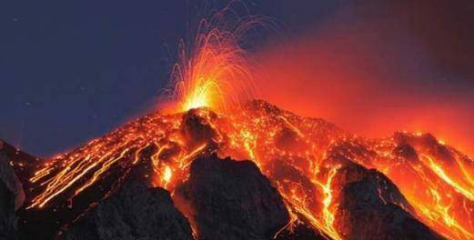 黄石火山第一次爆发在210万年前,第二次则是130万年前,第三次在63万年