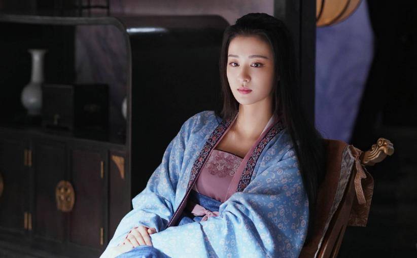 最终赵祯也没能如愿,他的第二任皇后是一个相貌平庸的曹氏女,不出所料