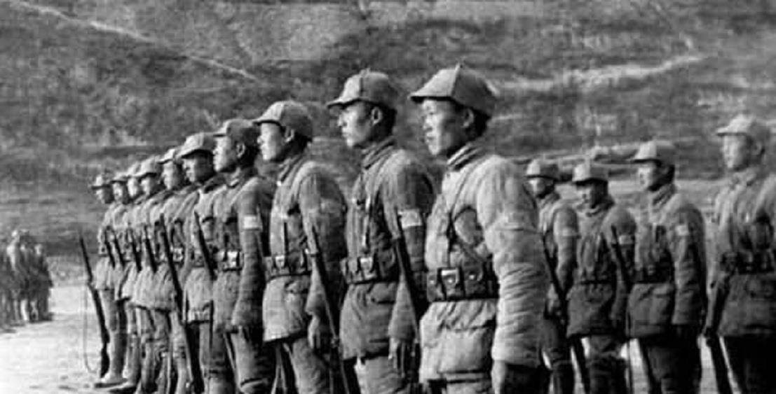 39岁娶23岁妻子,建国后被授大将衔,老丈人被判死刑他竟没有出面
