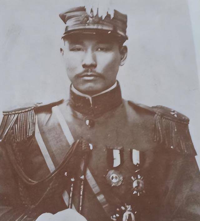 民国时期的媒体达人,吴佩孚凭借几封电报坐上直系第二把交椅