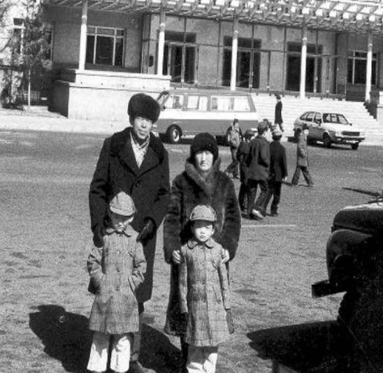 此时徐洪慈认为这是一次机会,就带领几个同学提出了51条意见,并且在