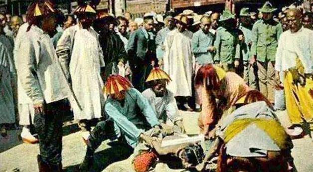 古代死刑犯不想死咋办?这四种办法可以免死,好多人都选第一种