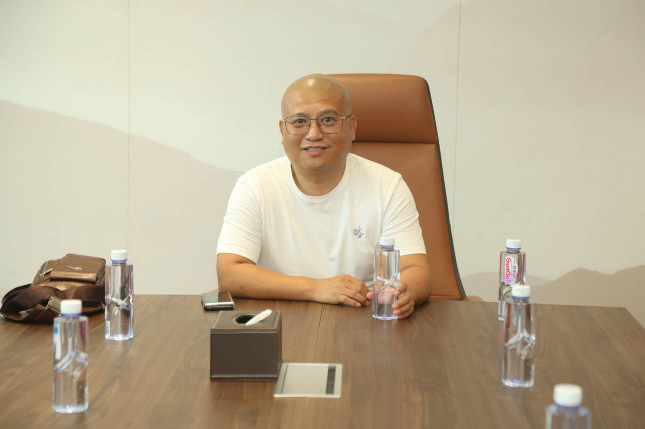 亚美拍卖行艺术沙龙"与名家相约,和古人对话"成功举办