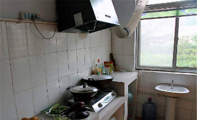 从1949到2019,回望70年来中国人的厨房变化,唤醒60后的童年记忆