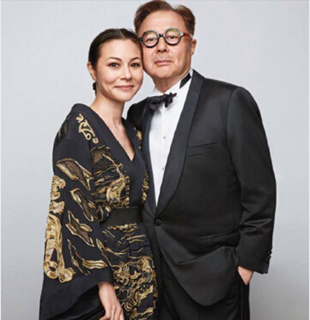 唯一被上流社会认可的华人厨神,有过3位神仙级妻子,一生传奇_周英华