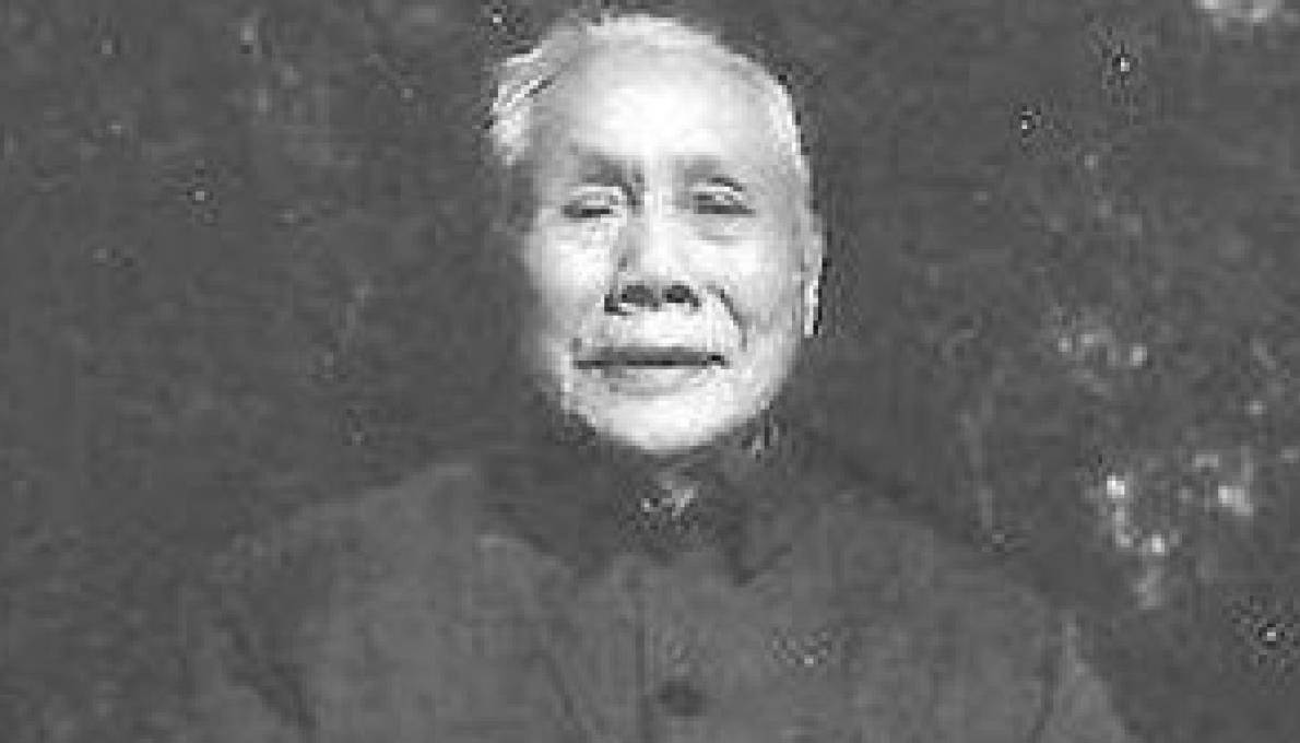 14年后儿子被省委书记叫去谈话,才知父亲竟是特工_曾希圣_项南_梁明德