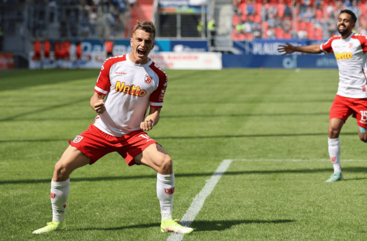 今日足球推荐 美职足:纽约红牛vs夏洛特fc