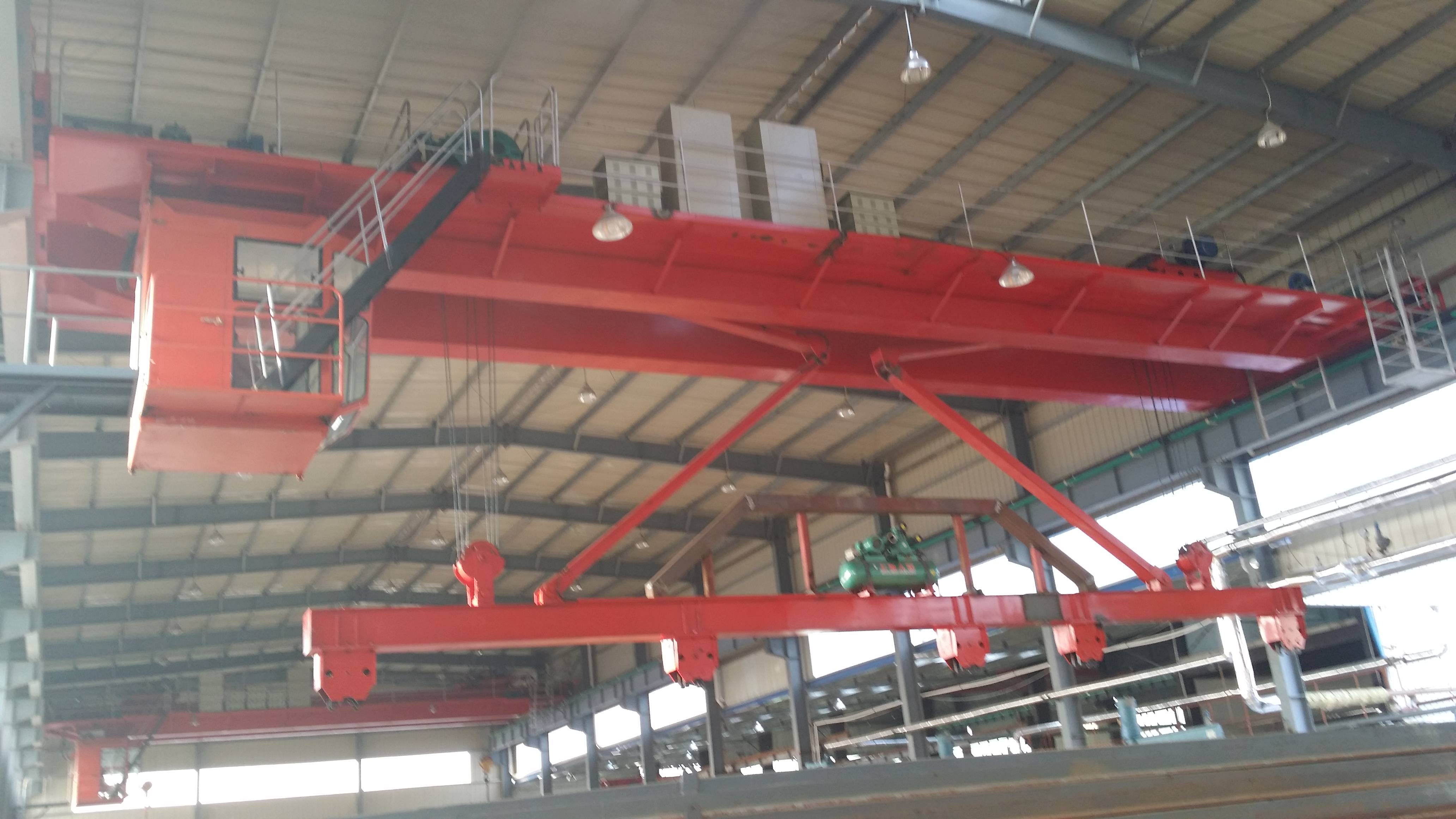 造纸厂适宜使用哪种起重机