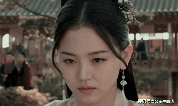 为艺术献身!姜汉娜的艺术之路,舞蹈梦碎后的无奈选择