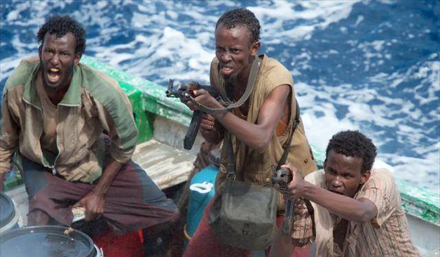 索马里海盗不能击杀只能驱逐?揭秘其"免死金牌"背后的秘密