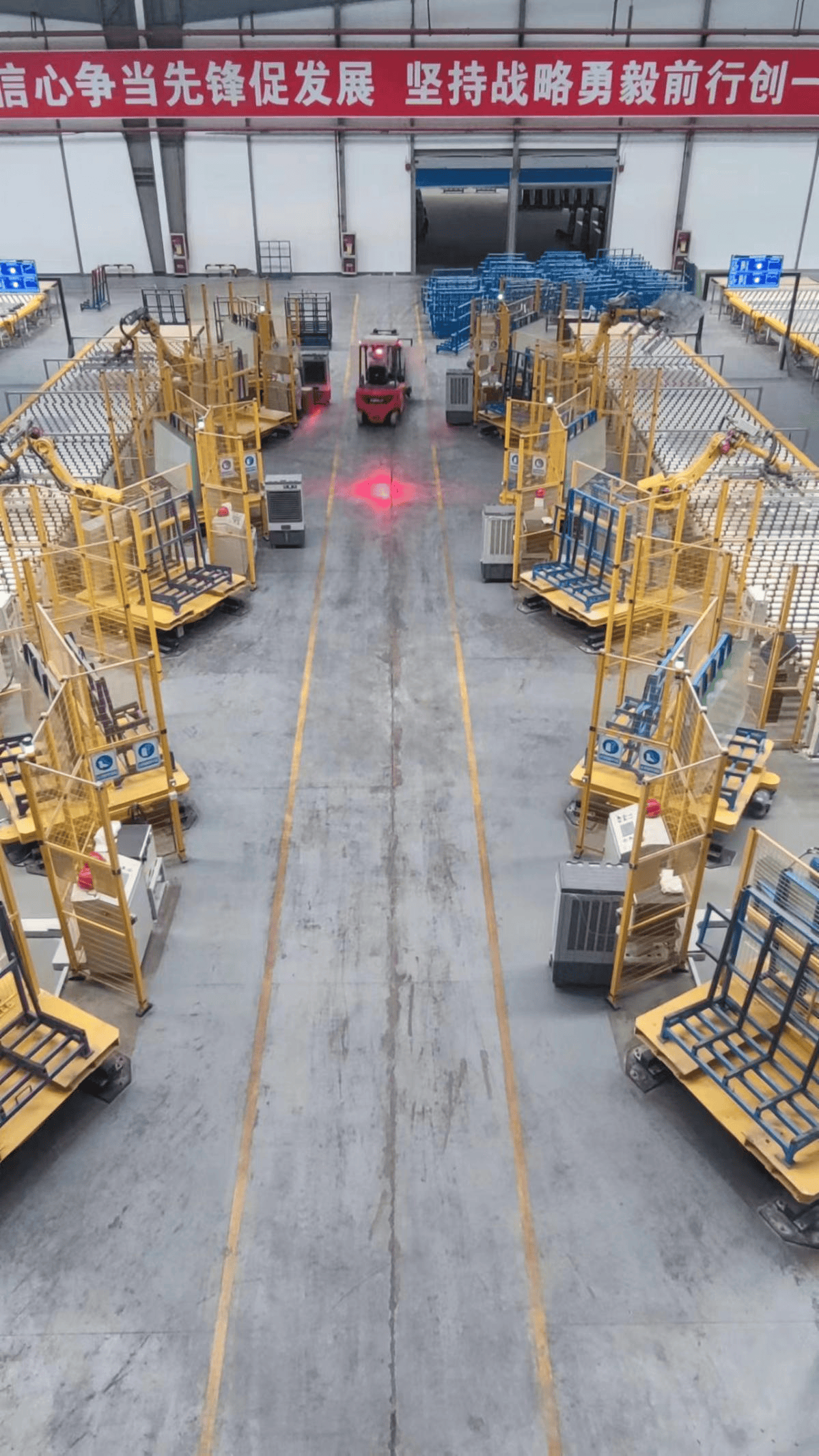 2021年落户上饶的江西彩虹,在2023年光伏玻璃生产量就达到了3800万