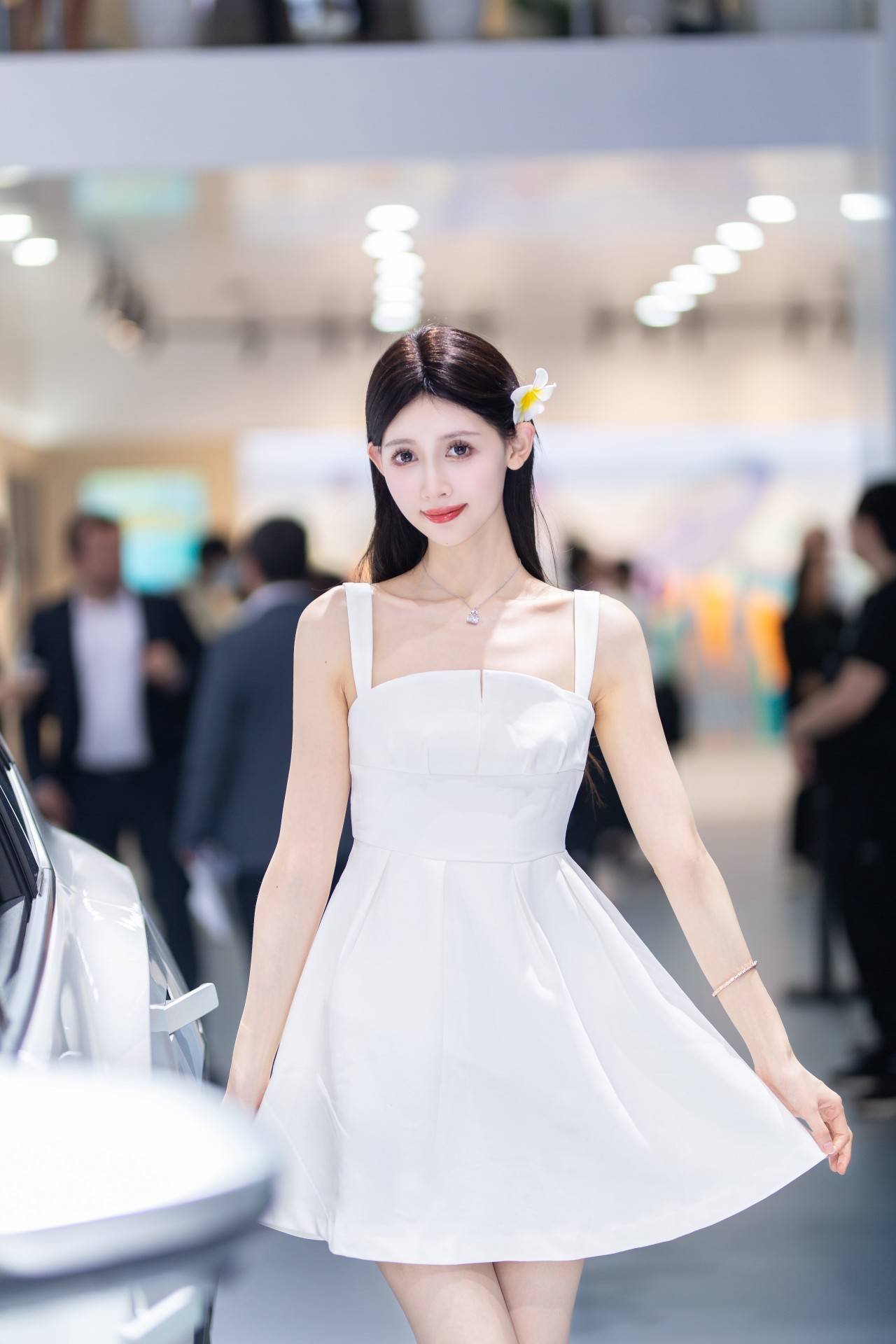 车模天团成员:曹霜百万车模天团已发出诚挚邀请926月7日-6月11日