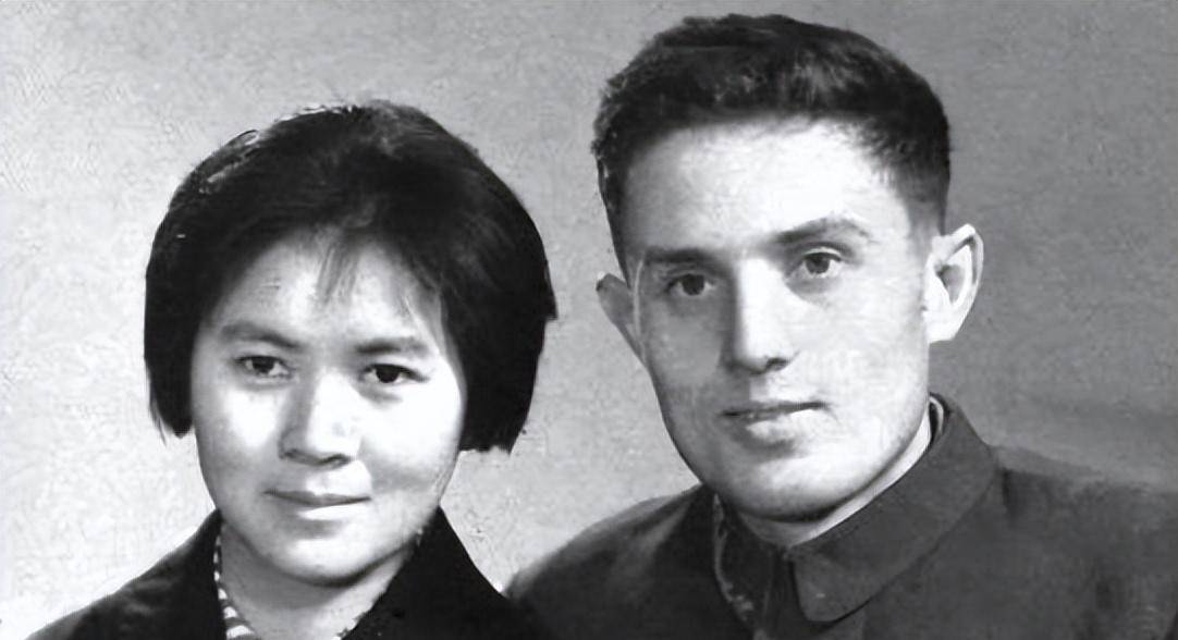 外国弃婴李忆祖被中国夫妻收养,23年后成中国科学家:我是中国人