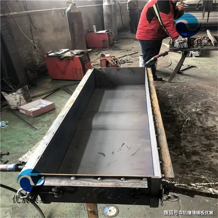卡盘模具 优宸水泥底盘模具