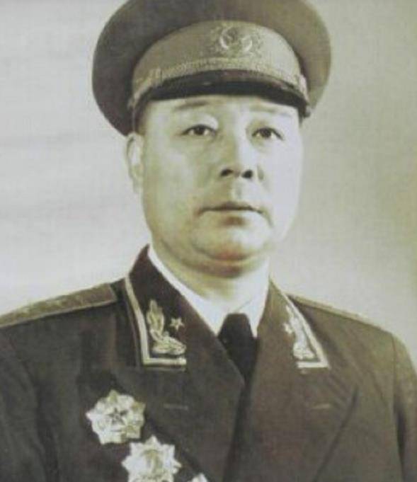 79年王尚荣重病住院后,向秘书叮嘱:我的文件不能积压,要给建议_总参