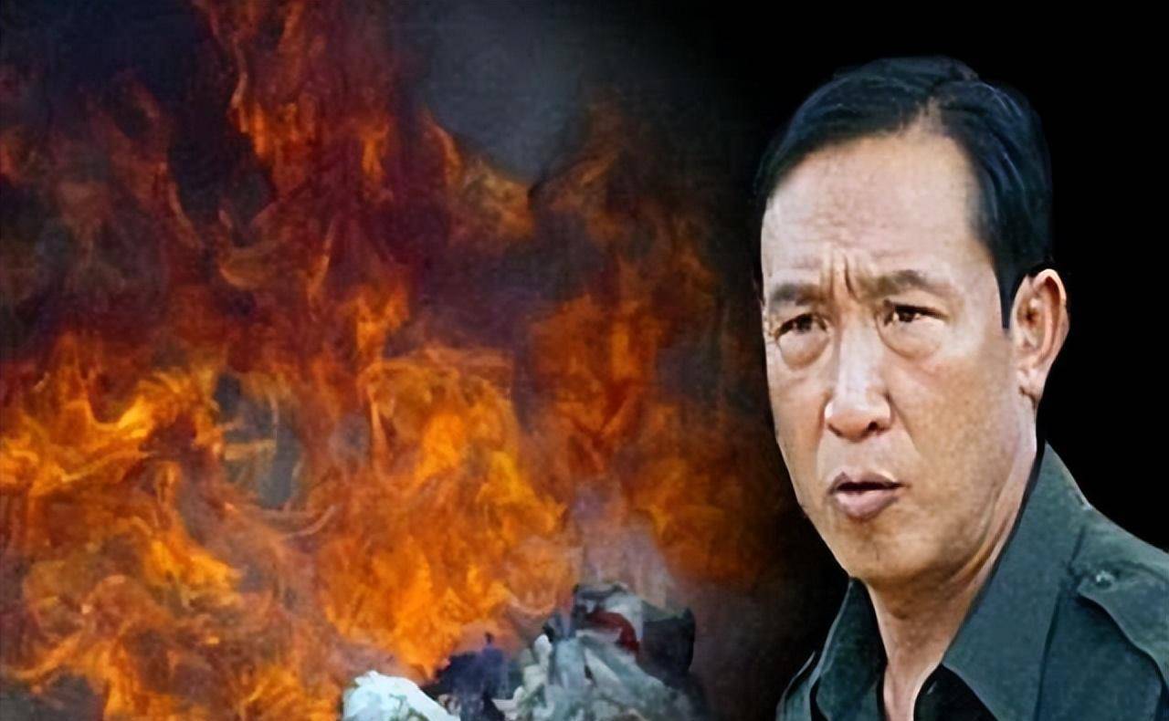 1992年平远缉毒有多震撼,3000多名武警荷枪实弹,毒村被连窝端