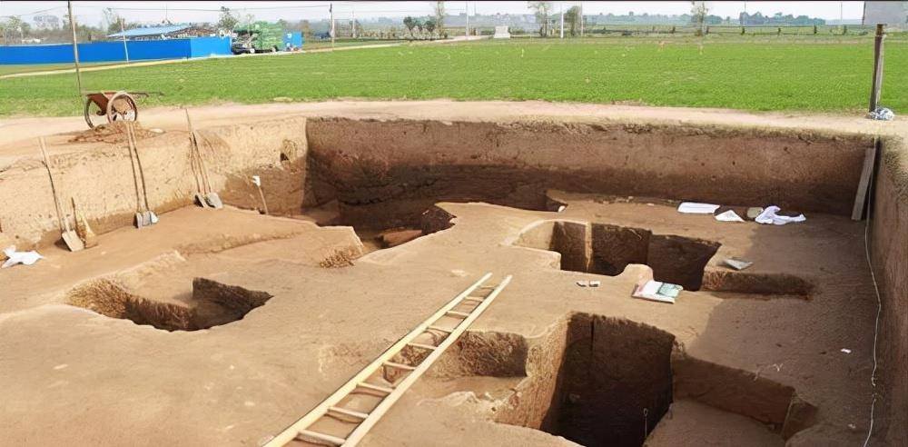 山东挖出3000年前古墓,出土姜太公神秘铭文,墓主究竟是谁?