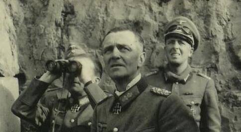此外,埃里希·冯·曼施坦因元帅突围之建议得不到希特勒及保卢斯本人