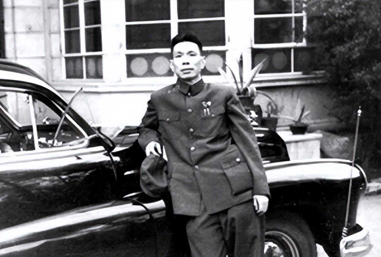 王一平:18岁入党,63岁任上海市委书记,不让子女从政,享年93岁