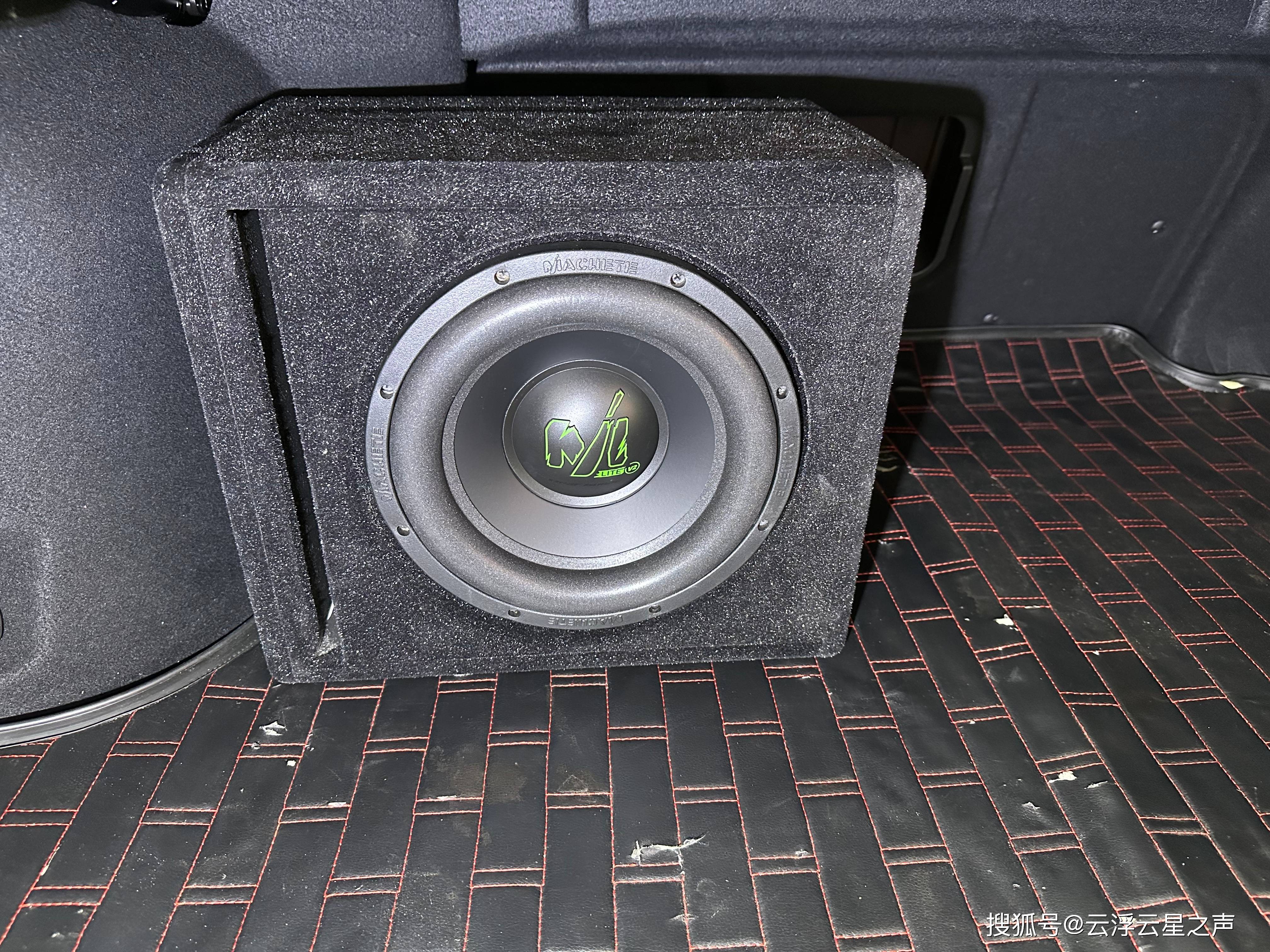 全车定制【雷克萨斯es】钢琴黑氛围灯 分体式低音炮(2w)-云浮云星汽车