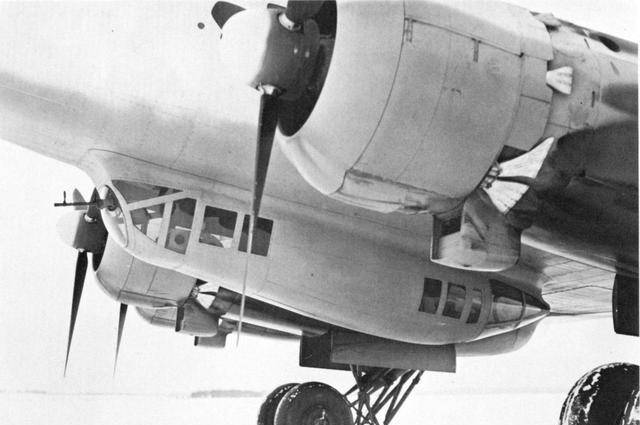 1944年,这个逃生系统延续到了希特勒的新机"容克-290"(ju290