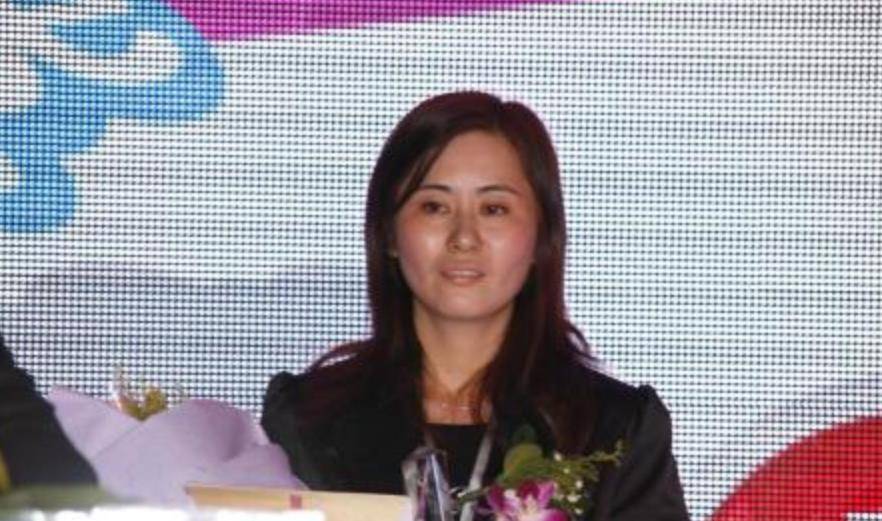 低调的上海女首富:40岁成寡妇,继承70亿,14年又赚310亿