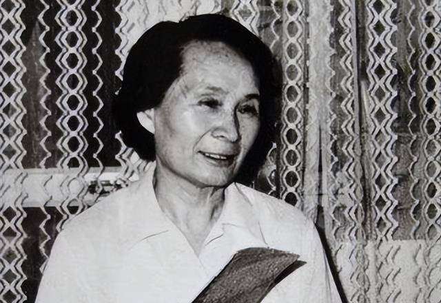 溥仪病逝后,妻子李淑贤为独吞丈夫遗产,足足打了10年的官司