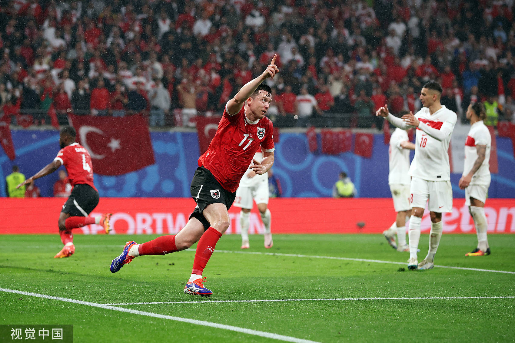 欧洲杯-德米拉尔57秒闪击+双响土耳其2-1奥地利进8强
