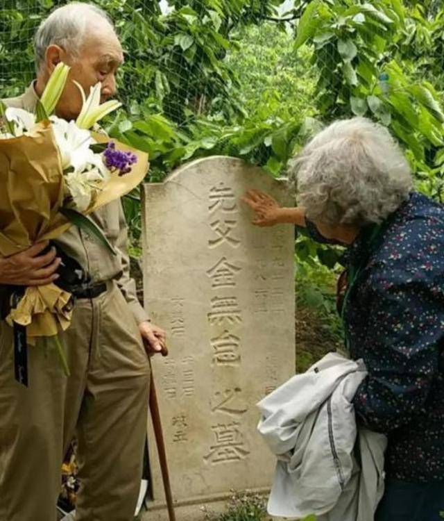 "1号特工"金无怠,平步青云中情局33年,63岁泄露身份杀身成仁