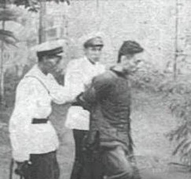 戴笠侍卫军官杨进兴,新中国成立后打扮成老百姓,后来结局如何