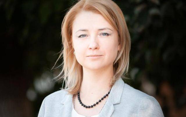 她想与普京一决雌雄竞争总统,目标很狂野:还俄罗斯一个强大未来