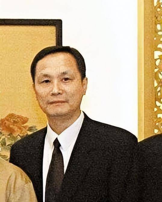 回顾:潜伏在中国高层的4大间谍,遍布军界政界_徐俊平_李滨_我国