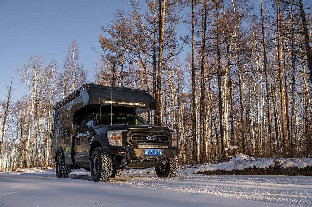 入手旅美奇域f150u四驱越野房车,从此就能诗和远方