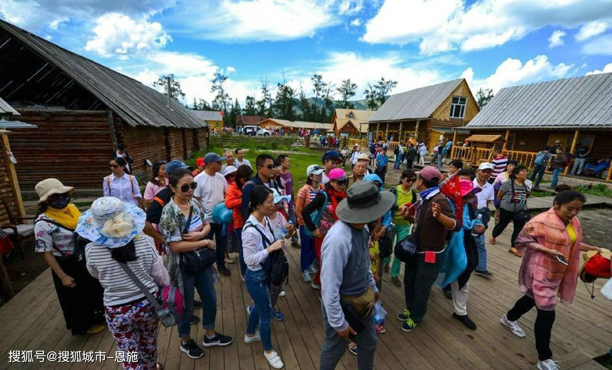 新疆当地报团旅游最佳路线,如何省心省钱,看完就懂!