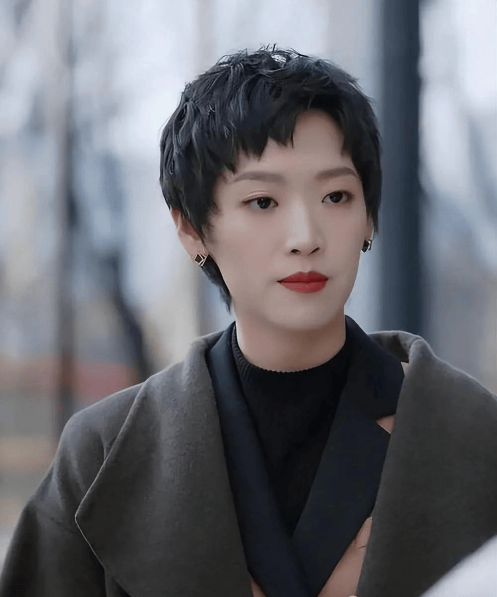 李立群女儿李元元:把初恋献给黑人,30多岁未结婚成父亲的烦恼