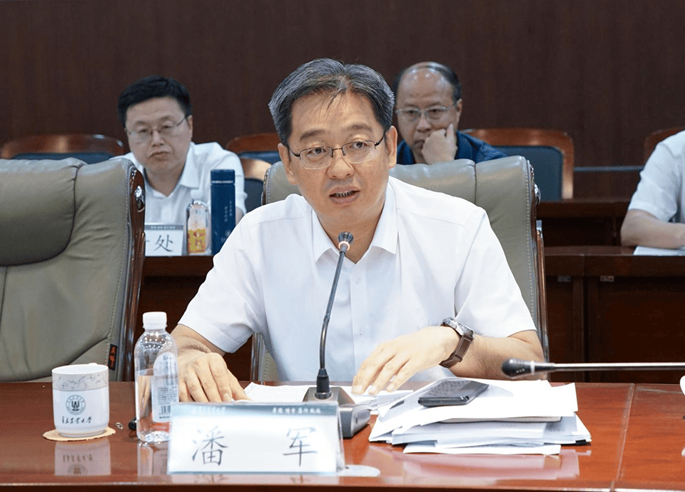 青岛农业大学举行2024年度上半年工作述职会