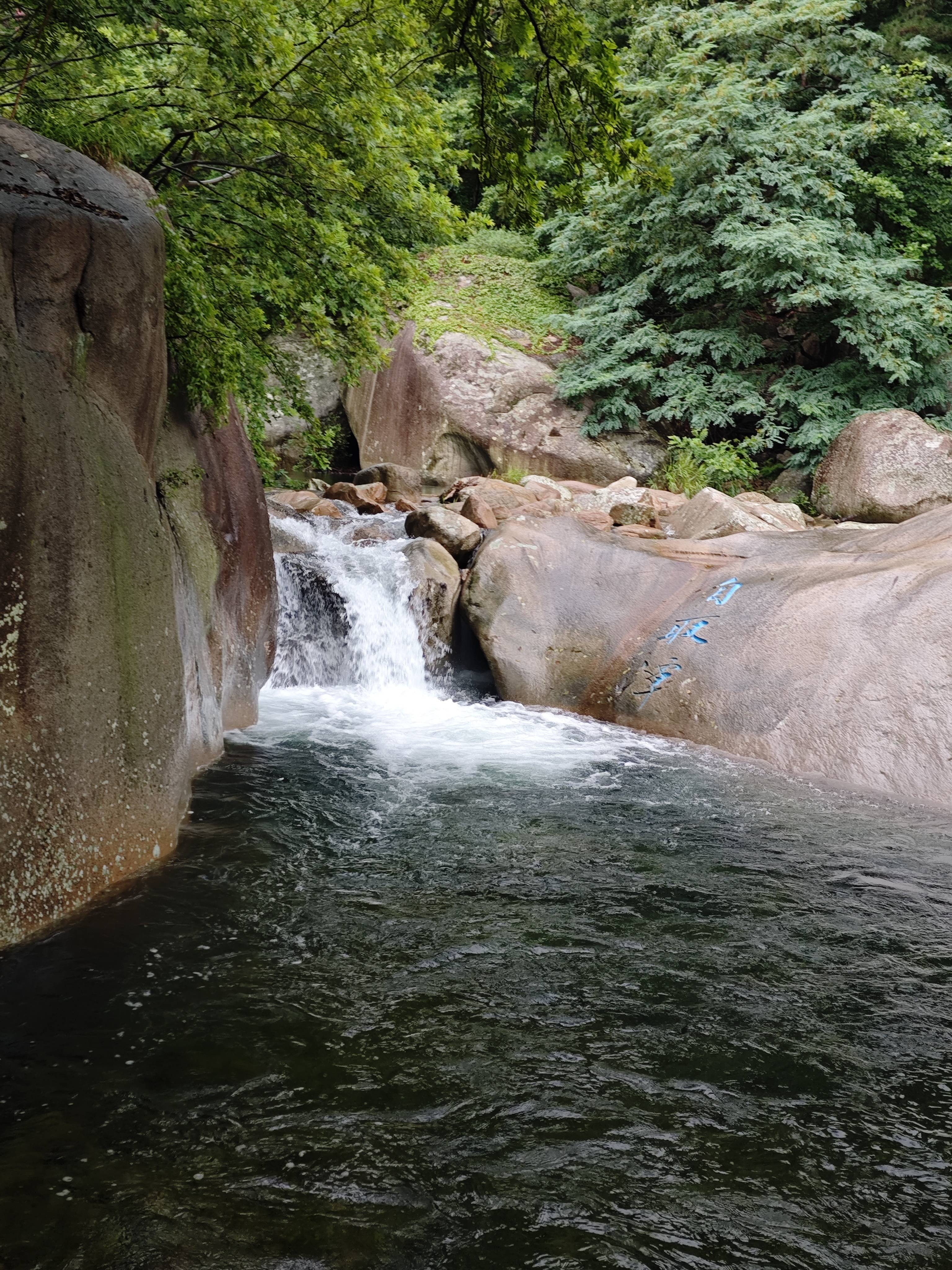 青岛北九水风景区图片