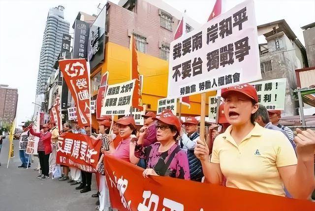 他说一旦中国武力解放台湾,任何敢于反抗的人都要在战后株连九族