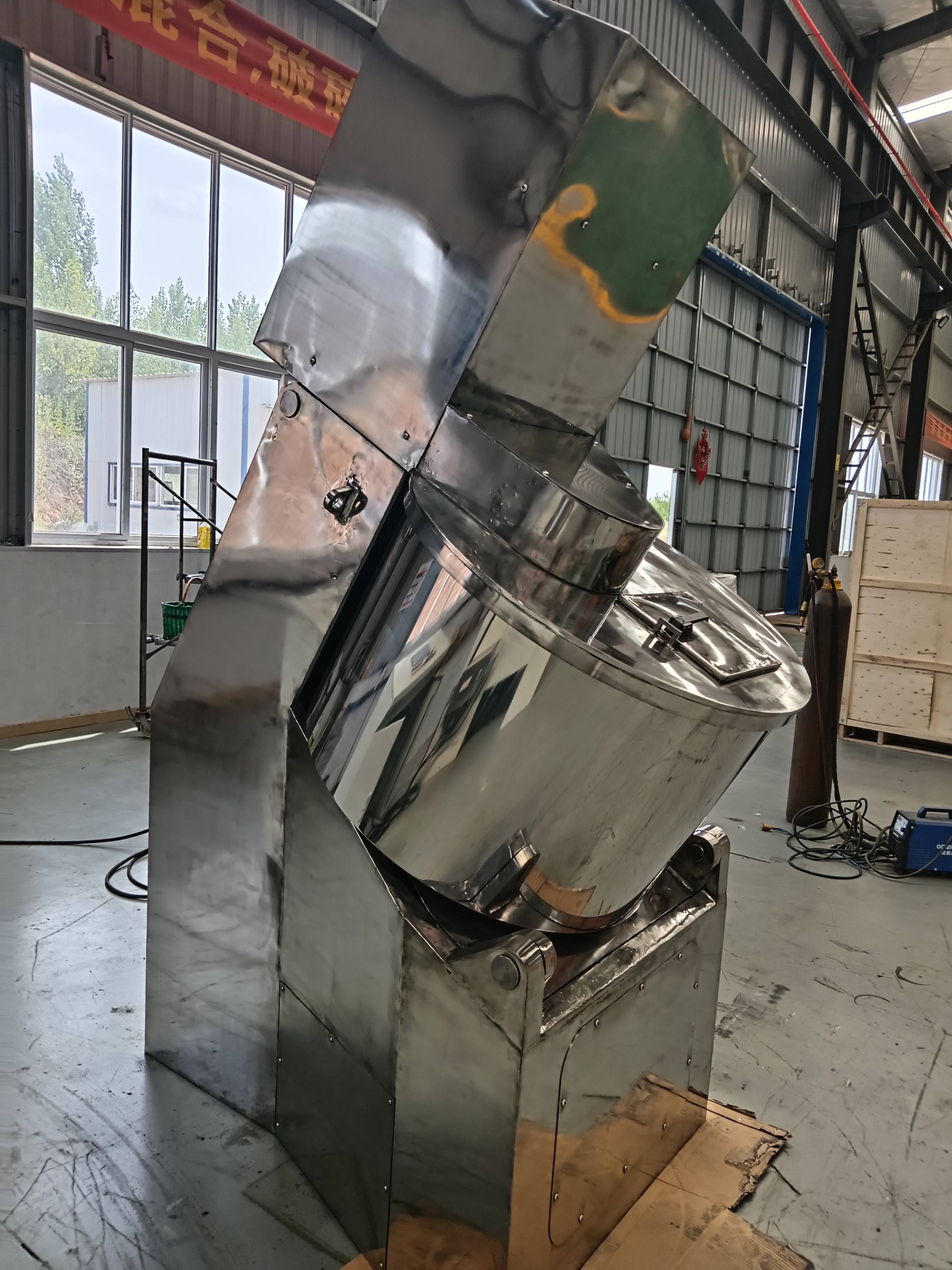 萨科米倾斜式强力混合造粒机的定制化解决方案