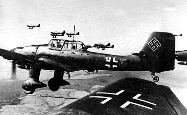 二战斯大林格勒战役,保卢斯占据大部城池为何被歼?失去钳形攻势