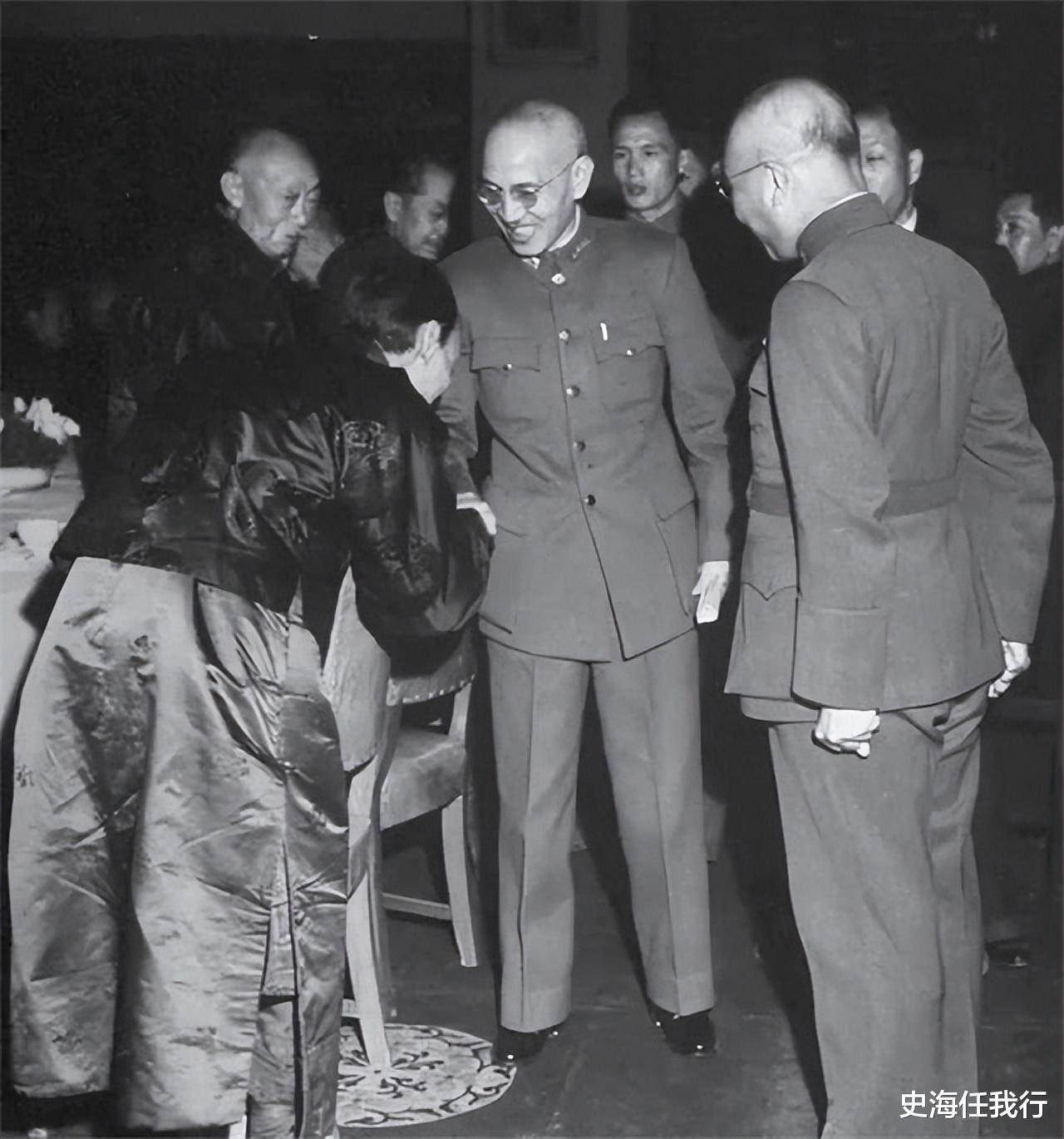 蒋介石外甥踩了警察局长小老婆的脚,局长打他三耳光,结局如何?