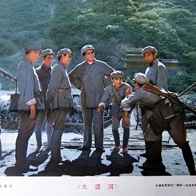 在电影作品《大渡河》,《四渡赤水》,《朱德与史沫特莱》,《巍巍昆仑